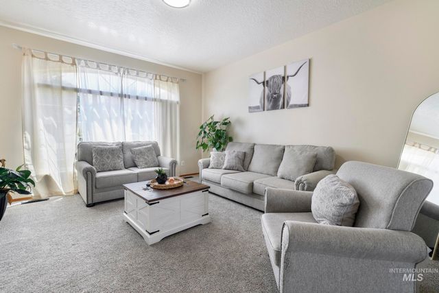 457 Eastgate Dr., Twin Falls, ID 83301