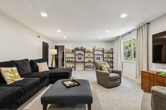 6222 E University Boulevard, Dallas, TX 75214