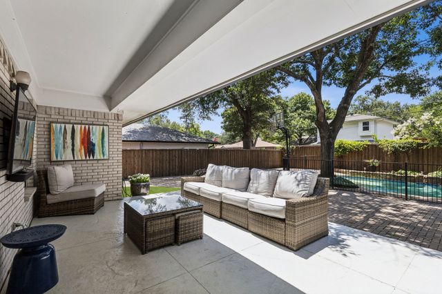 6222 E University Boulevard, Dallas, TX 75214