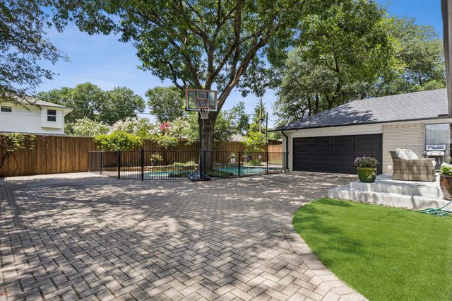 6222 E University Boulevard, Dallas, TX 75214