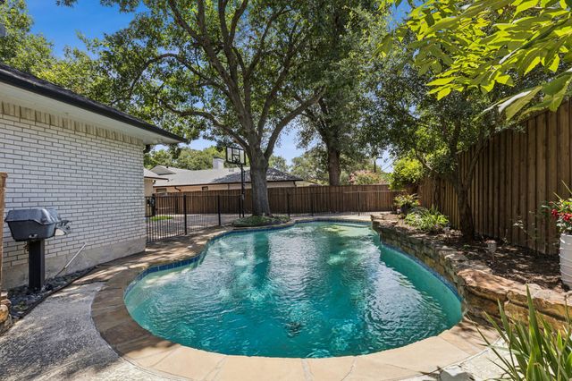 6222 E University Boulevard, Dallas, TX 75214
