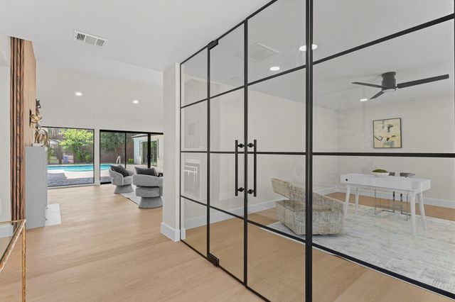 6143 Ella Lee Lane, Houston, TX 77057