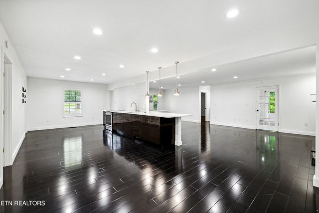 1286 Ashwood Drive, Jefferson City, TN 37760