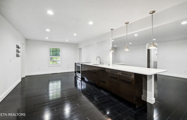 1286 Ashwood Drive, Jefferson City, TN 37760