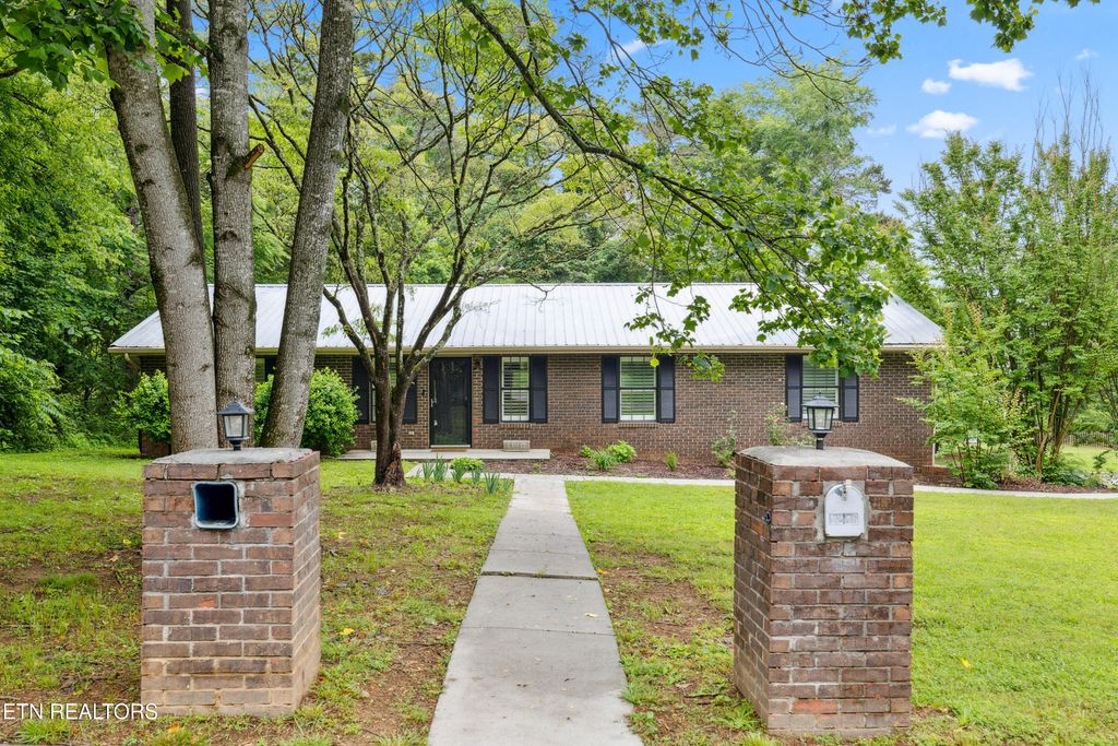 1286 Ashwood Drive, Jefferson City, TN 37760