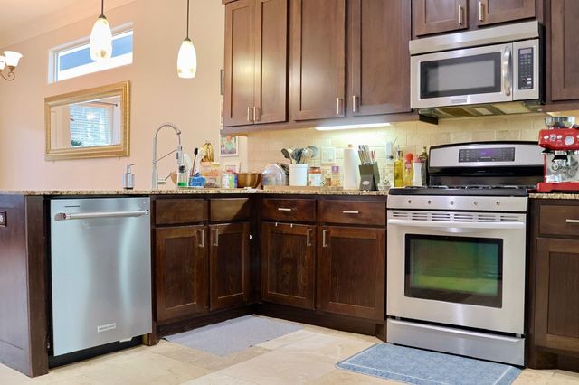 5017 Larkin Street B, Houston, TX 77007