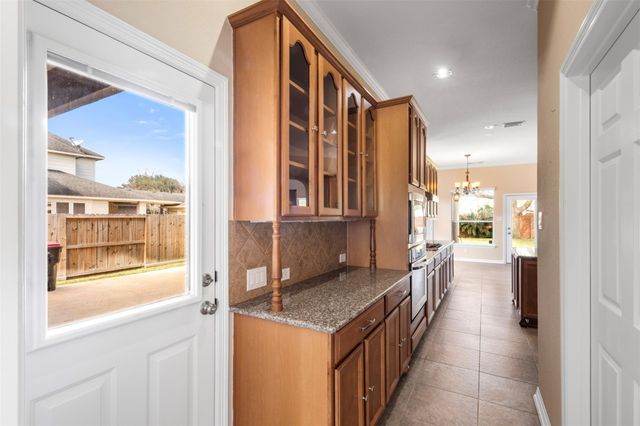 9227 Hummingbird Lane, Missouri City, TX 77459