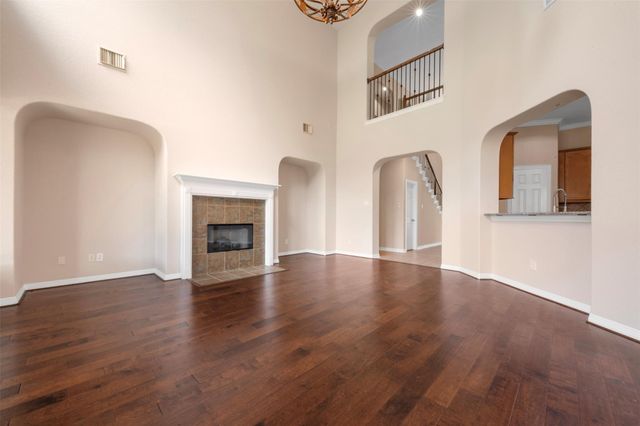 9227 Hummingbird Lane, Missouri City, TX 77459