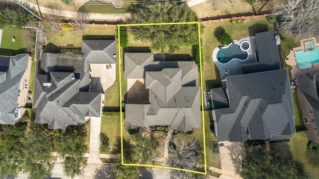 9227 Hummingbird Lane, Missouri City, TX 77459