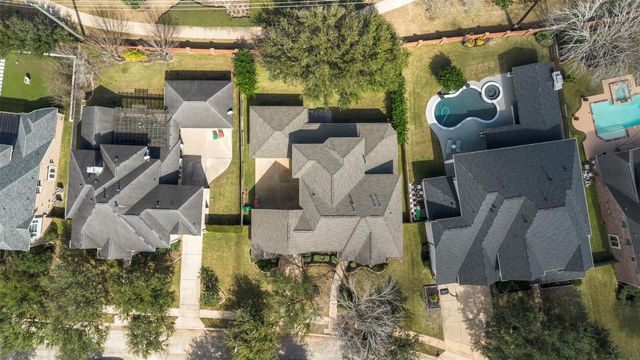 9227 Hummingbird Lane, Missouri City, TX 77459