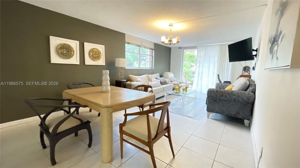 1465 NE 123rd St 201, North Miami, FL 33161