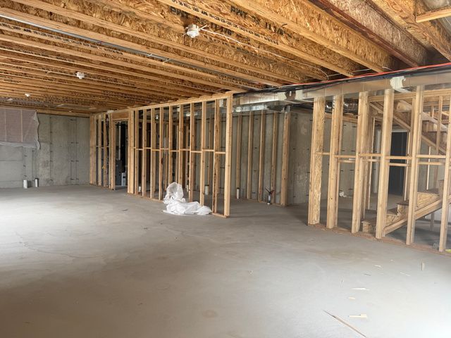 2693 N BURNS LN, North Ogden, UT 84414