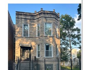 6827 S Langley Avenue, Chicago, IL 60637
