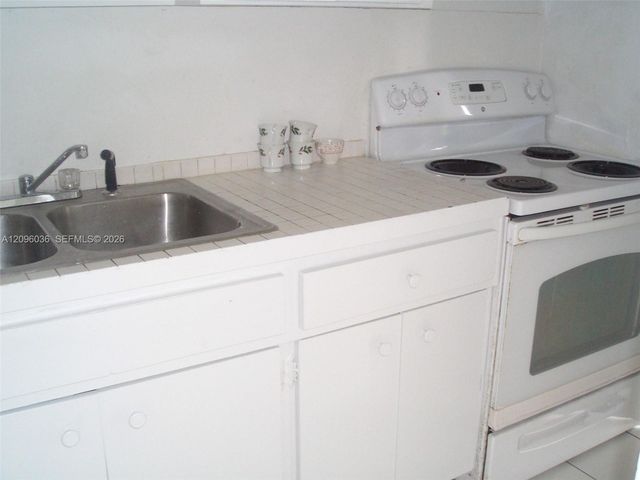 9760 SW 184th Street 15D, Cutler Bay, FL 33157