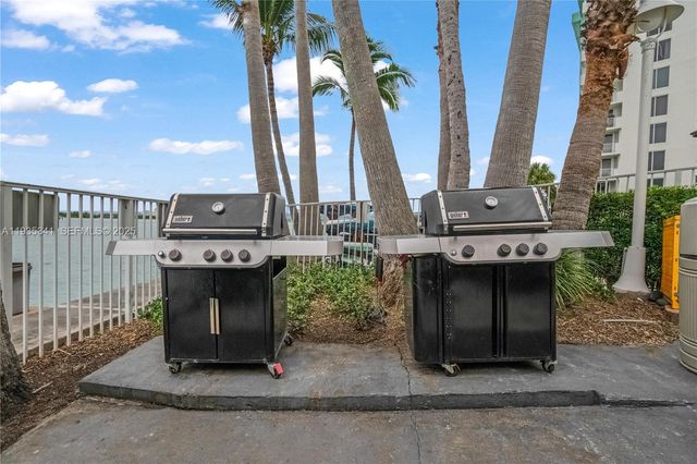 10350 W Bay Harbor Dr 2L, Bay Harbor Islands, FL 33154