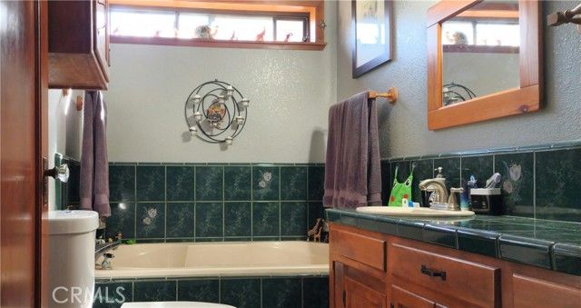 25205 5th Avenue, Los Molinos, CA 96055