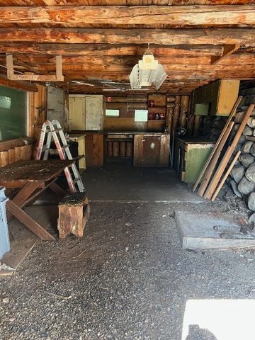 124 Deep Creek Road, Livingston, MT 59047