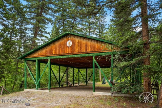 124 Deep Creek Road, Livingston, MT 59047