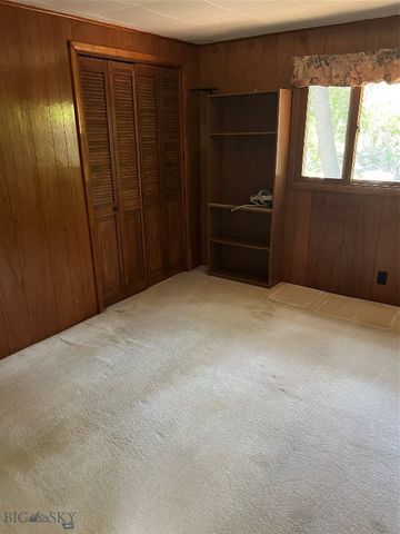 124 Deep Creek Road, Livingston, MT 59047