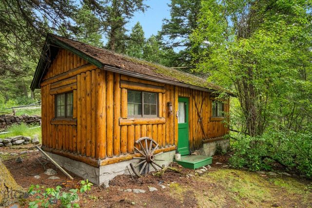 124 Deep Creek Road, Livingston, MT 59047