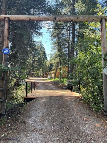 124 Deep Creek Road, Livingston, MT 59047