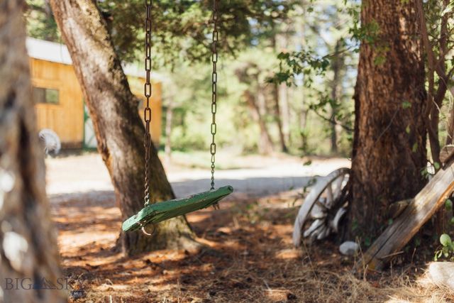 124 Deep Creek Road, Livingston, MT 59047