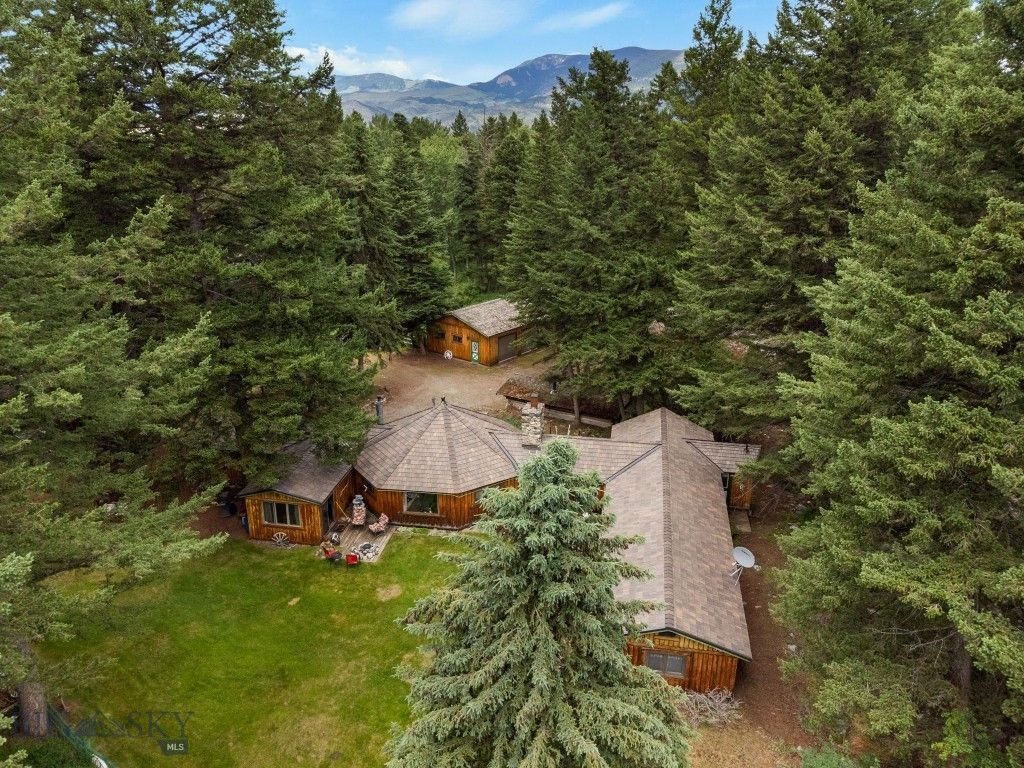 124 Deep Creek Road, Livingston, MT 59047