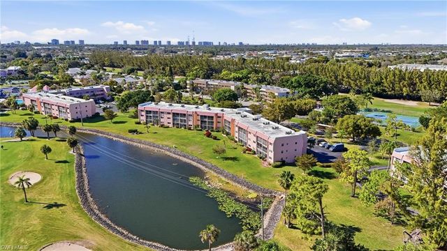 300 Forest Lakes BLVD # 207, Naples, FL 34105