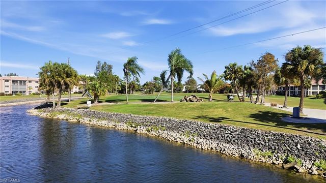 300 Forest Lakes BLVD # 207, Naples, FL 34105