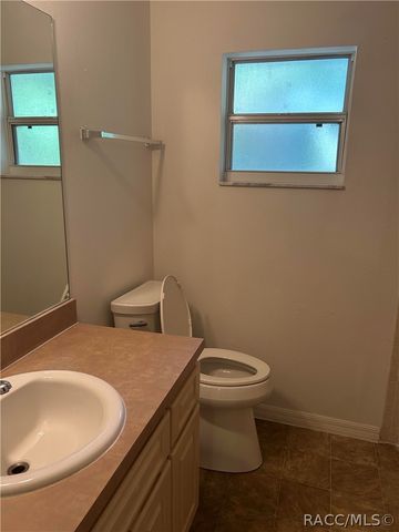 3075 E Crown Drive, Inverness, FL 34453