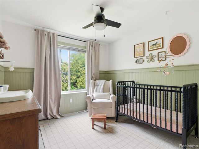 70 W Shevlin Avenue, Hazel Park, MI 48030