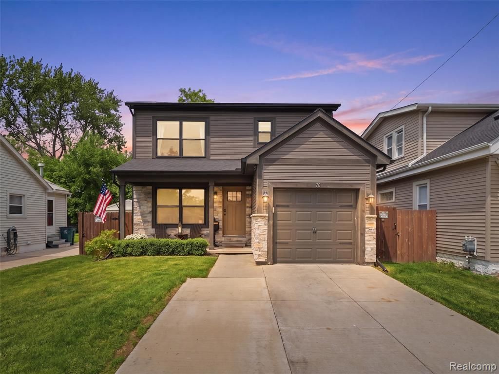 70 W Shevlin Avenue, Hazel Park, MI 48030