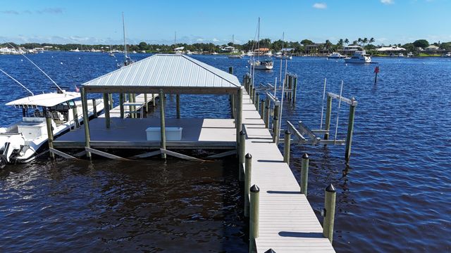 4345 SE Mulford Lane, Stuart, FL 34997
