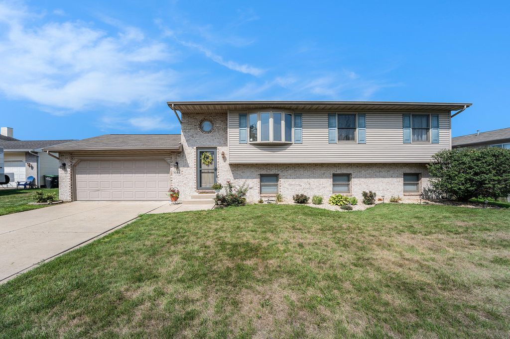 3044 Angelina Street, Portage, IN 46368