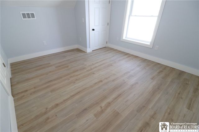 228 King Street, Dunkirk, NY 14048