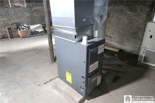 228 King Street, Dunkirk, NY 14048