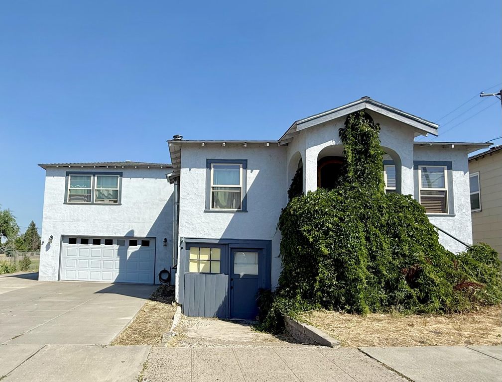 1859 Leroy Street, Klamath Falls, OR 97601