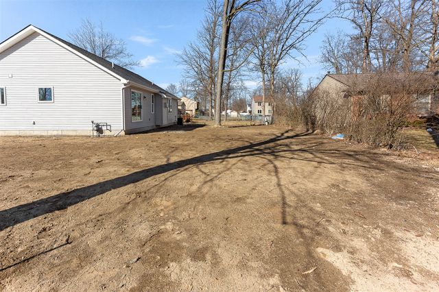 48416 Kelly Lea Lane, Chesterfield, MI 48051