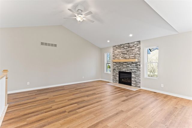 48416 Kelly Lea Lane, Chesterfield, MI 48051