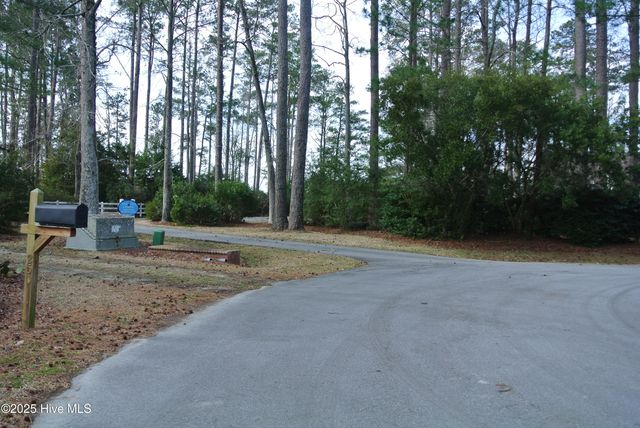252 Jonaquins Drive, Beaufort, NC 28516