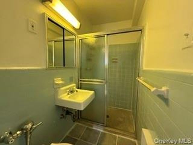 108-49 63rd Avenue 6E, Forest Hills, NY 11375