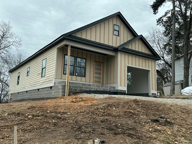 742 Sylvan Drive, Chattanooga, TN 37411