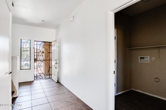 7040 S Camino De Ayer, Tucson, AZ 85746