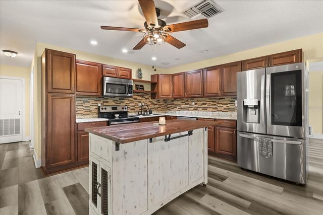 20963 E COLONIAL DRIVE, Christmas, FL 32709