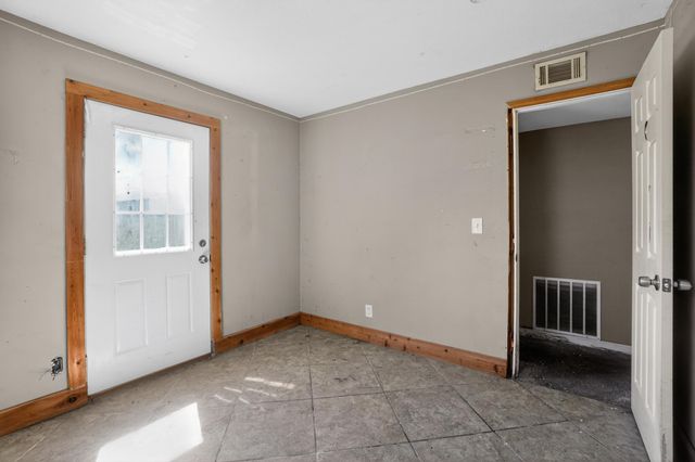 4013 TWIN CITY Drive, Council Bluffs, IA 51501