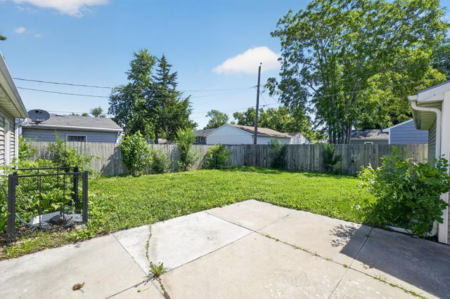 4013 TWIN CITY Drive, Council Bluffs, IA 51501