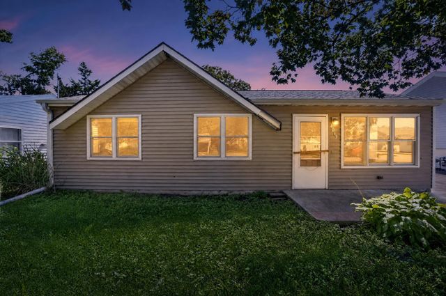 4013 TWIN CITY Drive, Council Bluffs, IA 51501