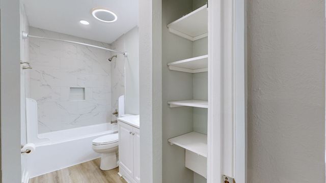 810 Bellevue Rd Apt 213, Nashville, TN 37221