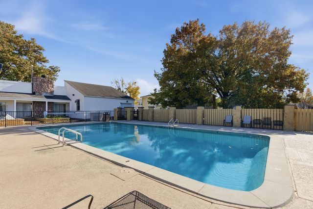 810 Bellevue Rd Apt 213, Nashville, TN 37221