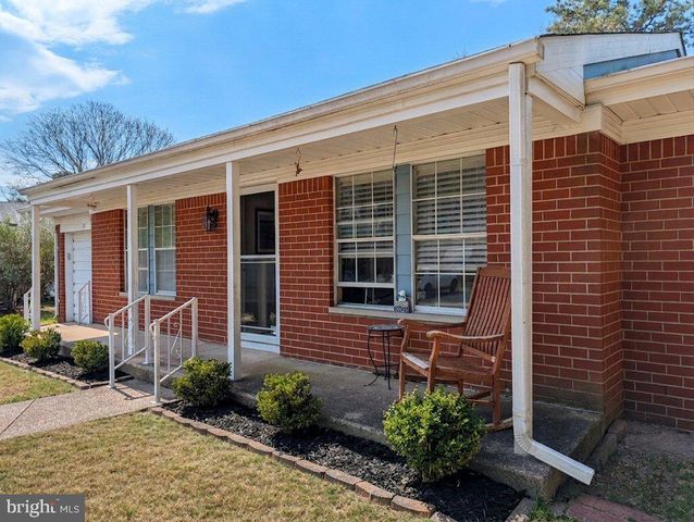 29 MOCCASIN DR, Manchester Township, NJ 08759